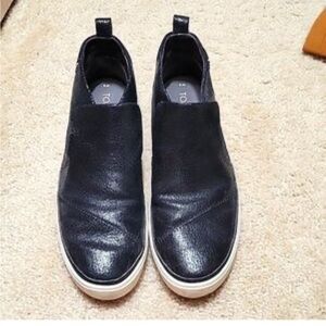Toms Black Leather Slip-On Sneakers